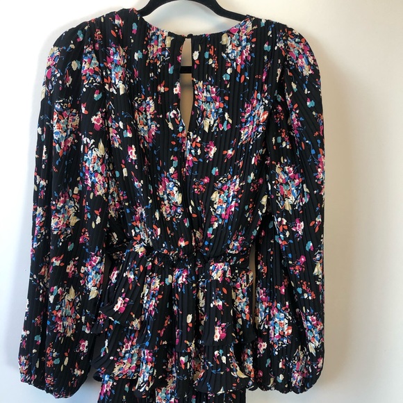 Dee Elly Black Floral Print Tiered Mini Dress Long Sleeve Smocked Waist Large - Picture 6 of 14
